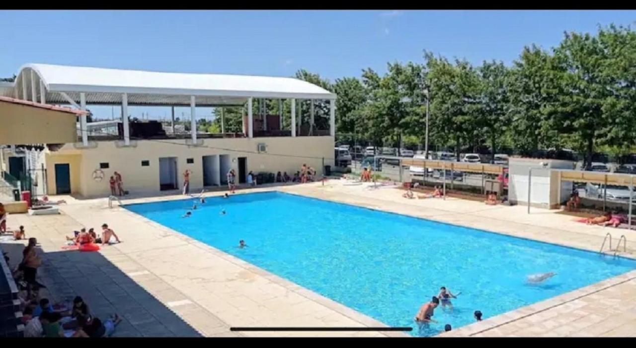 Residencial T2 No Parque Verde Quinta do Conde المظهر الخارجي الصورة