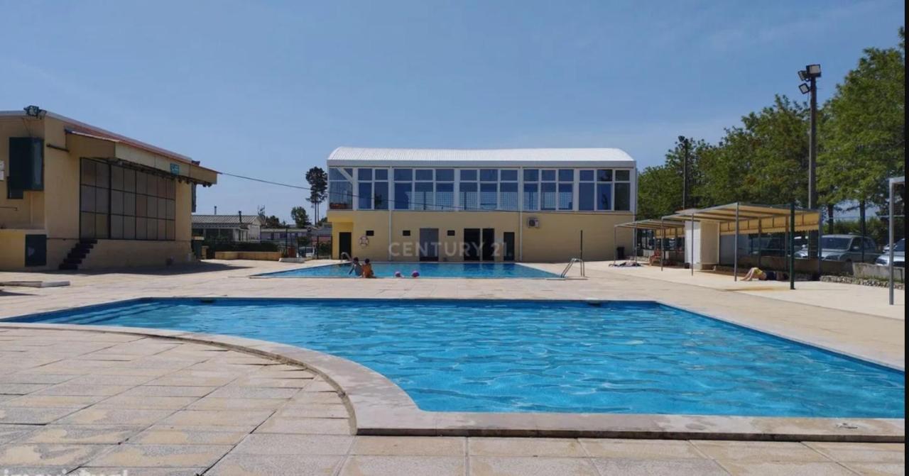 Residencial T2 No Parque Verde Quinta do Conde المظهر الخارجي الصورة